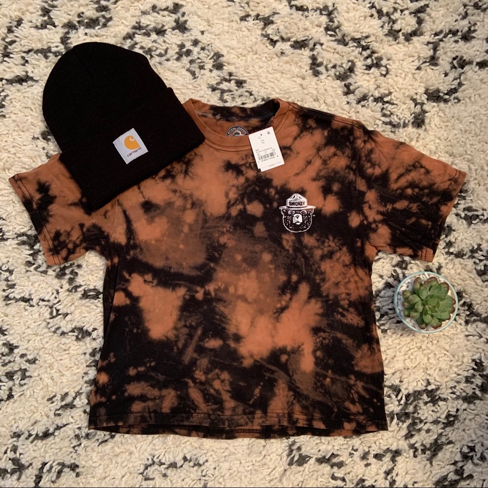 Smokey reverse tie dye bleached black crop…